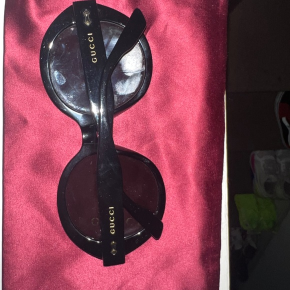 Sunglass - Picture 2 of 3